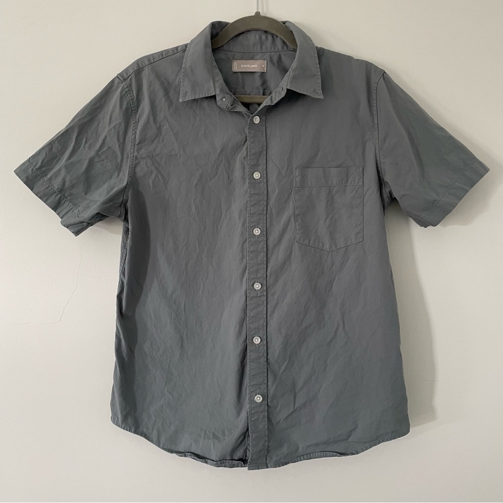 Everlane Men’s Short Sleeve Button Down Shirt - Size M